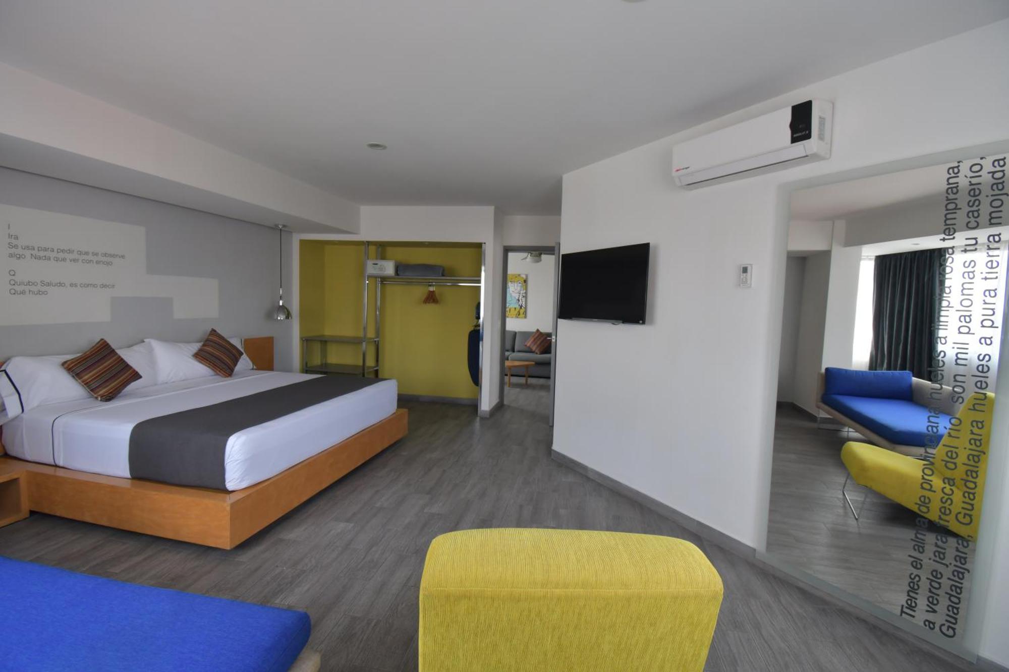 Hotel Perla Central Guadalajara Esterno foto