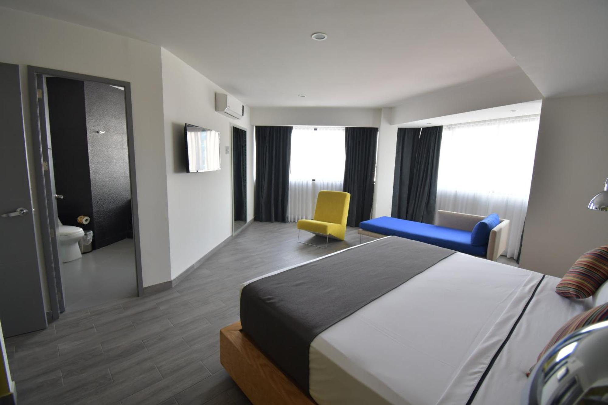 Hotel Perla Central Guadalajara Esterno foto